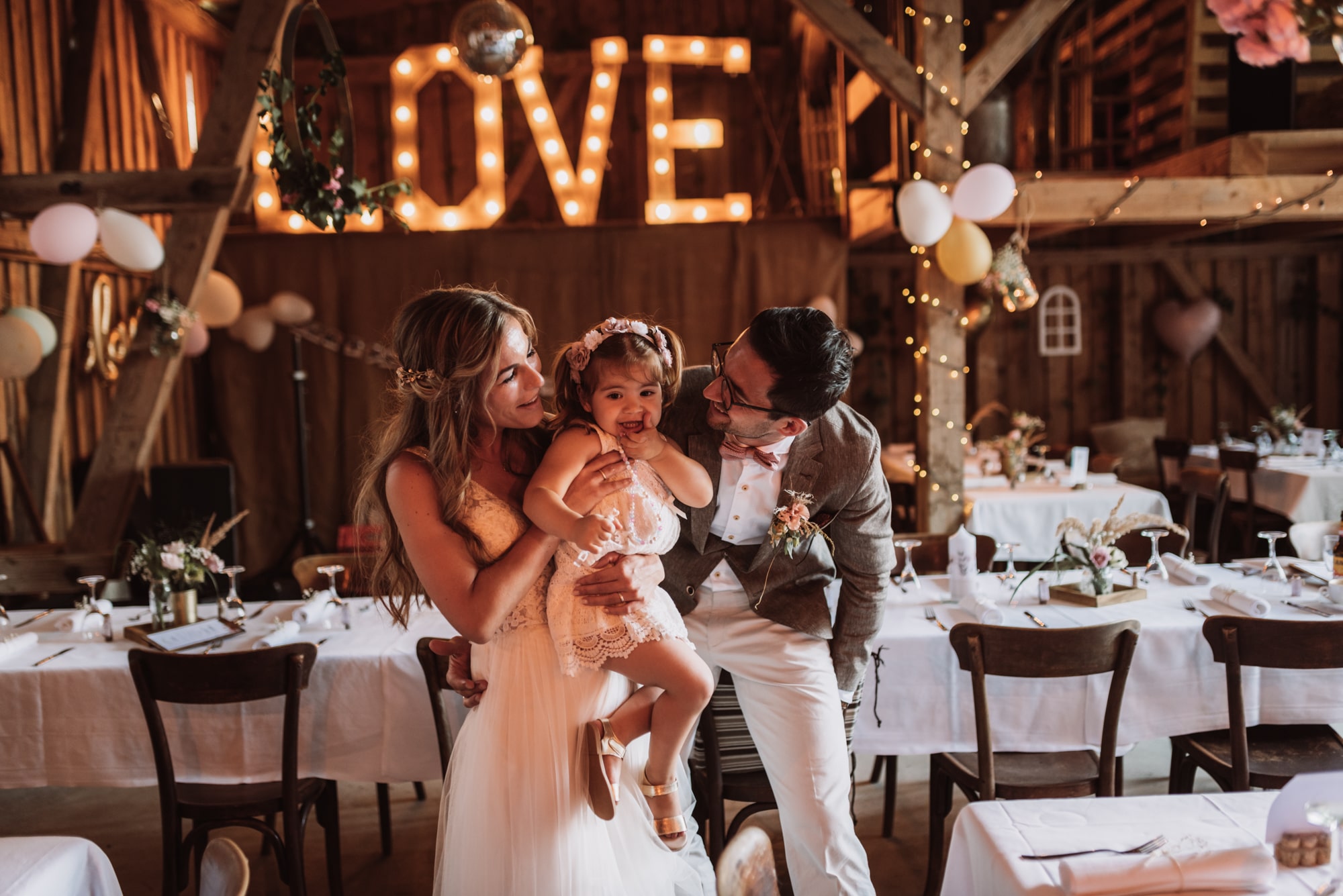 Rosemary Photography – Hochzeitsfotografie -508-min Scheunenhochzeit Bobingen
